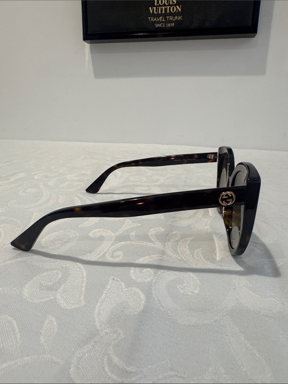 Gucci Tortoiseshell Cat-Eye Sunglasses - Brown Gradient - Picture 6 of 14